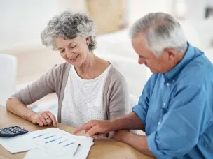 Онлайн-уроки по финграмотности для старшего поколения