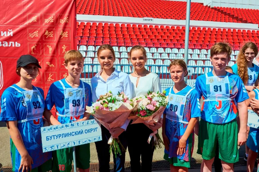 В  Нижнем Новгороде состоялся летний фестиваль ВФСК ГТО среди школьников.