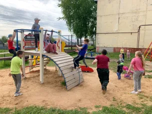 В селе Валгусы в рамках проекта «Вам решать» установлена детская площадка!
