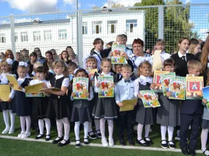 Торжественные линейки, посвященные Дню знаний прошли в учебных заведениях Бутурлинского округа.