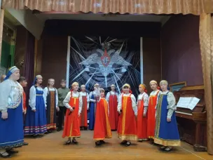 Детский ансамбль «Переливница» выступили в госпитале перед ранеными на спецоперации бойцами.