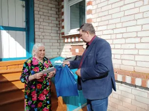 В Бутурлинском округе в канун Дня Победы поздравили ветеранов.