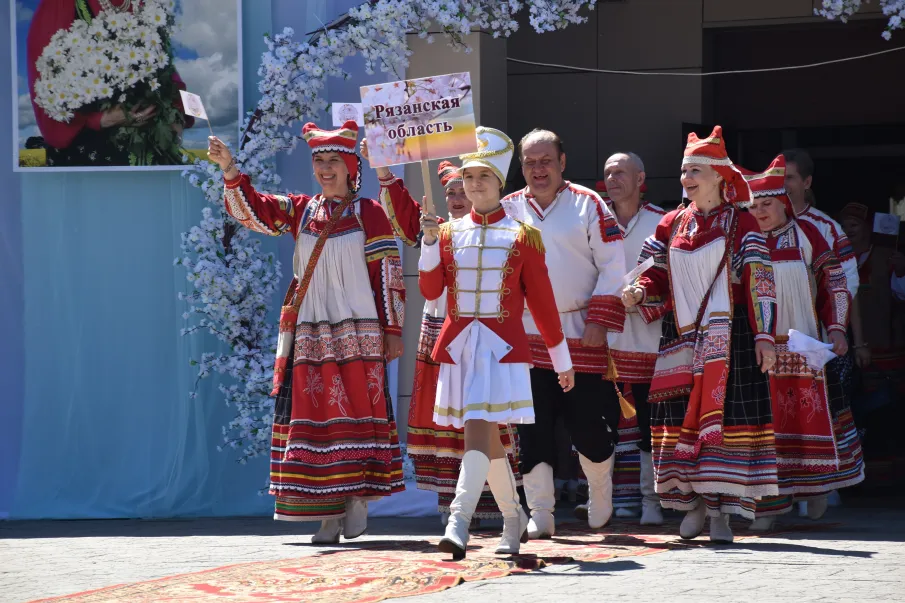В Бутурлино прошел Х Всероссийский конкурс исполнителей народной песни «Вишнёвая метель» памяти Л.Г. Зыкиной.